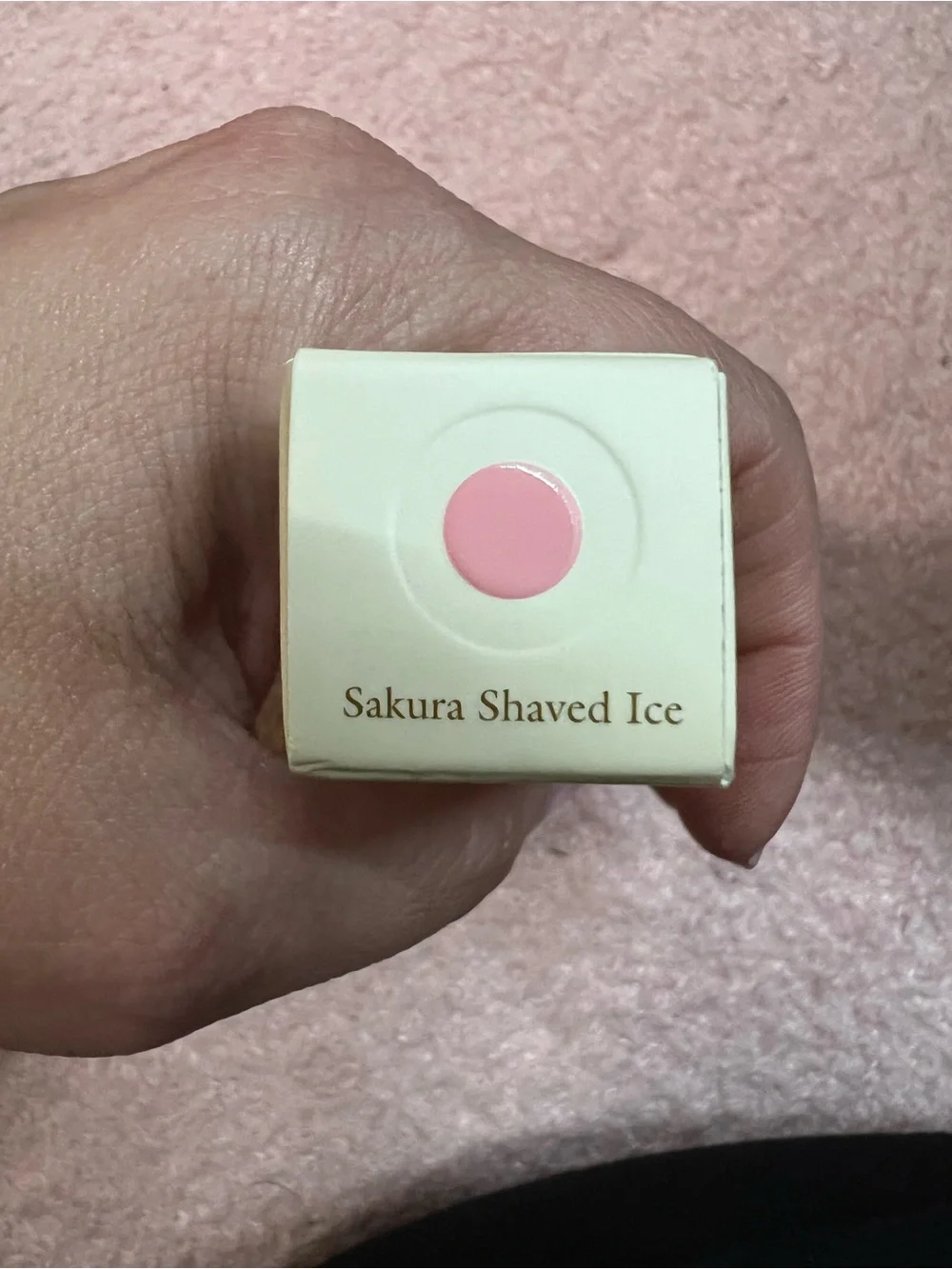 Sakura eadem lip
